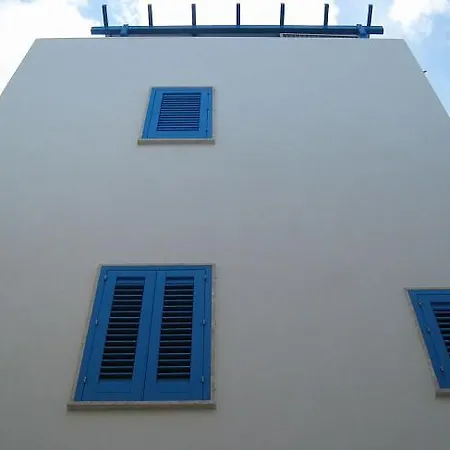 Cortile Via San Simone Marettimo